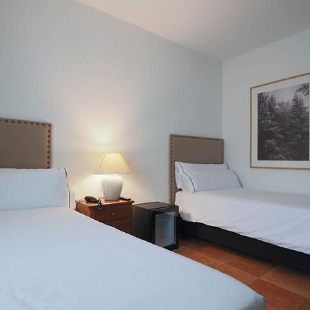 Hotel Tugasa Sierra Y Cal Ольвера Экстерьер фото