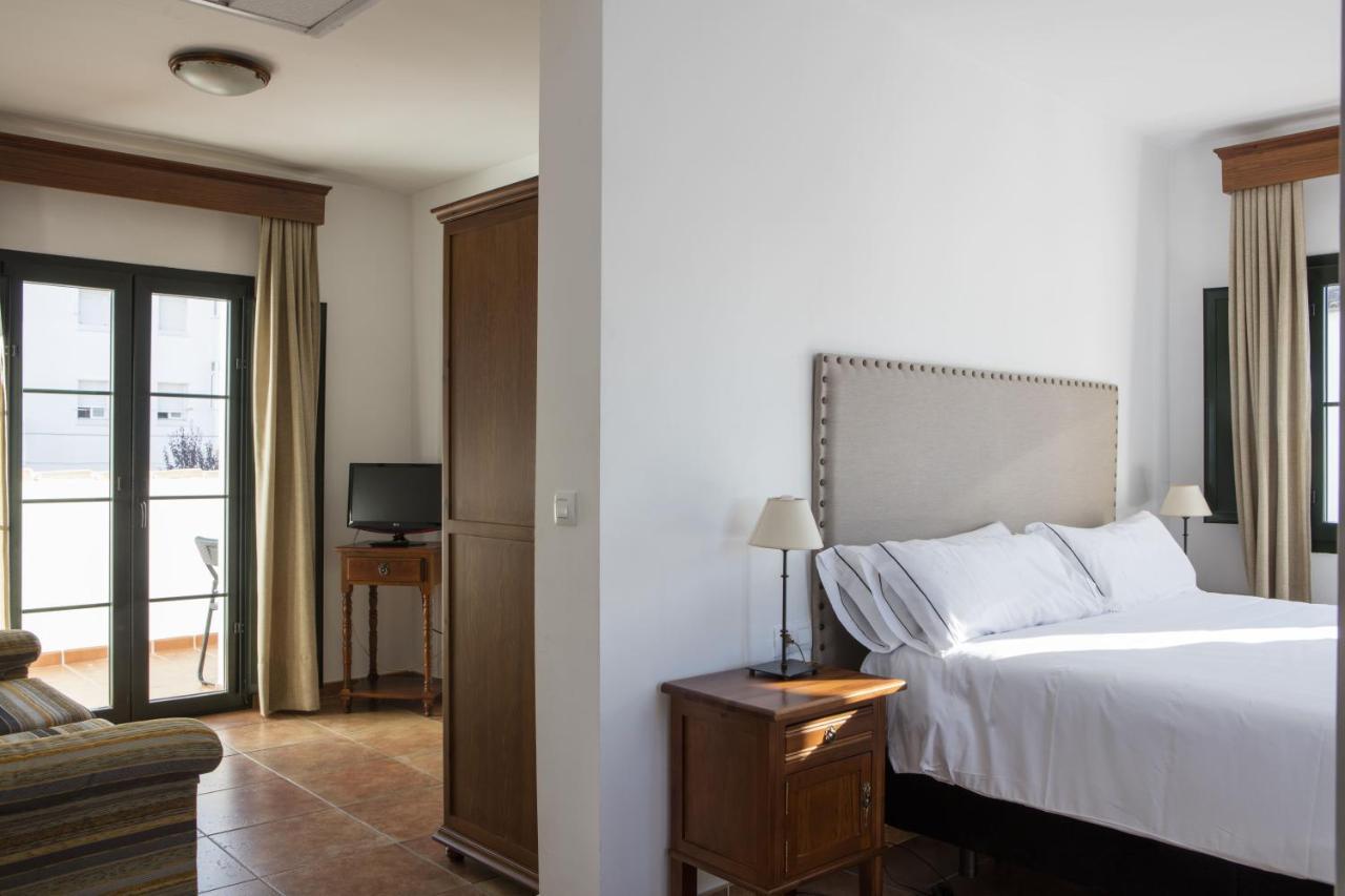Hotel Tugasa Sierra Y Cal Ольвера Экстерьер фото