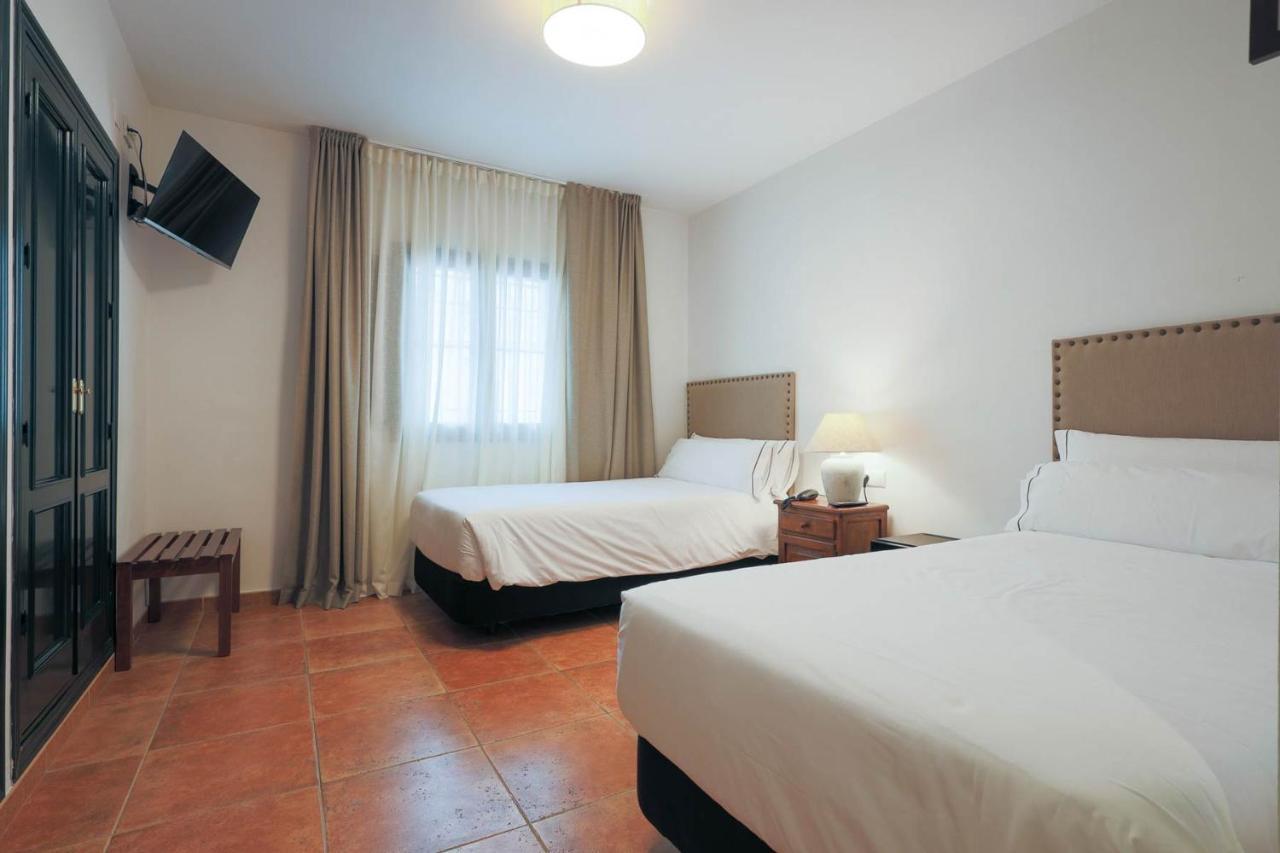 Hotel Tugasa Sierra Y Cal Ольвера Экстерьер фото