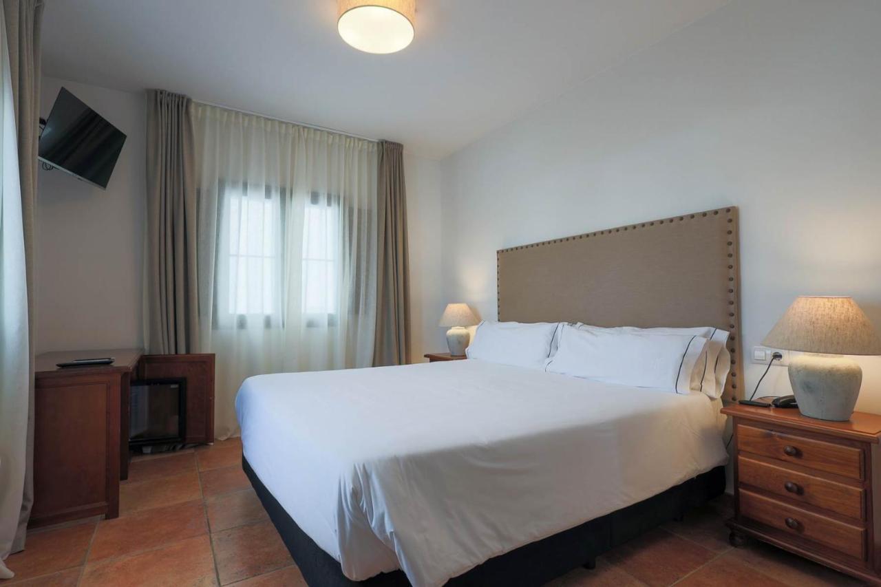 Hotel Tugasa Sierra Y Cal Ольвера Экстерьер фото