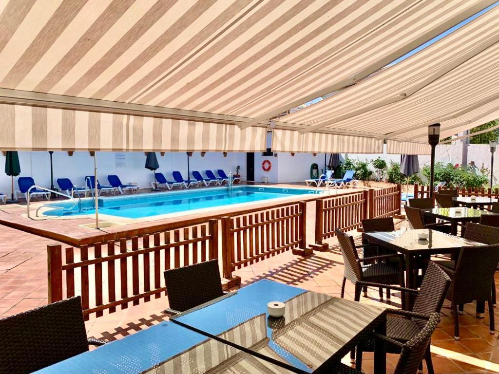 Hotel Tugasa Sierra Y Cal Ольвера Экстерьер фото
