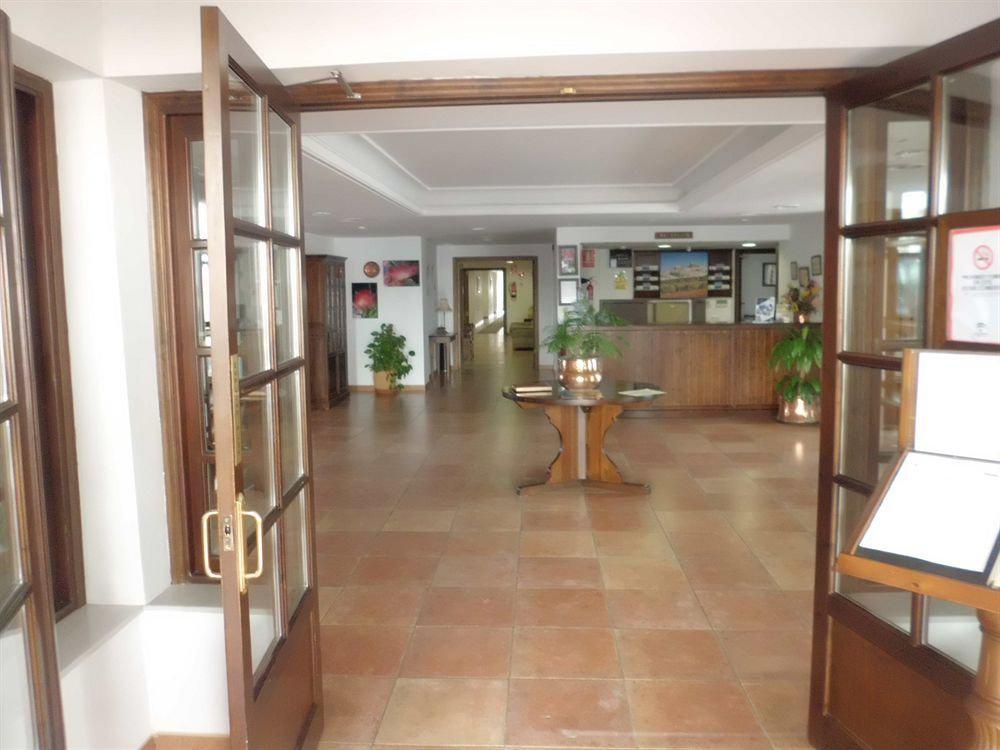 Hotel Tugasa Sierra Y Cal Ольвера Экстерьер фото